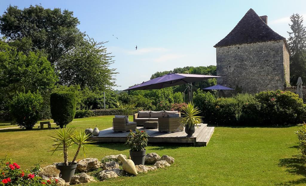 Le Grand Cedre Bed & Breakfast Lolme Exterior photo
